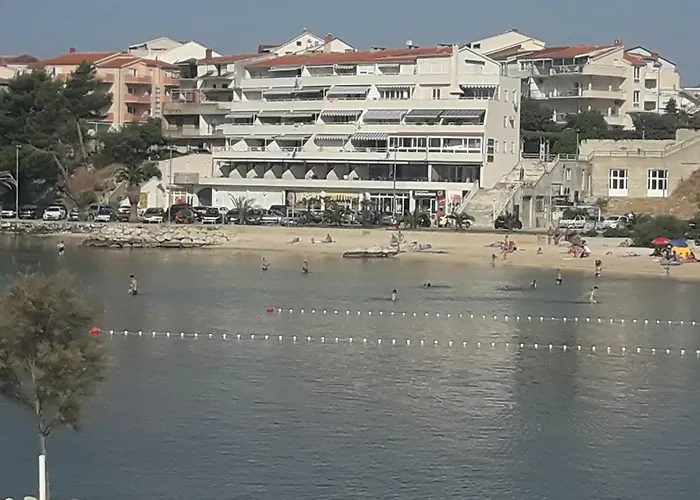 Gostinjska kuća Ana 3*