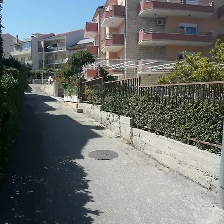 Ana Guest house 3*